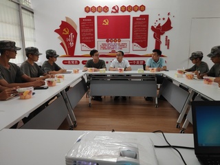 公司召开院领导午餐会暨教官团座谈会