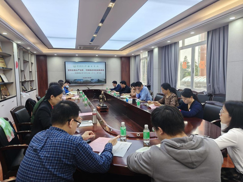 认清形势，凝聚共识，争创一流：公司召开党委理论学习中心组（扩大）学习会