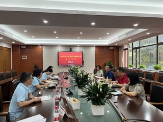 BETVLCTOR伟德官方网站赴东莞市第一中学开展 “优质生源基地”签约授牌及招生宣传工作
