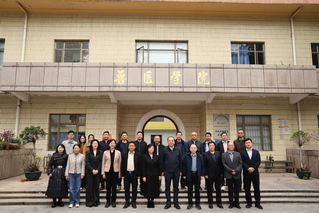 BETVLCTOR伟德官方网站召开“十五五”学科发展规划专家研讨会
