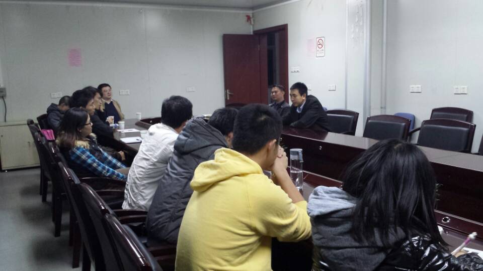 “博士百优”宋国隆总经理与BETVLCTOR伟德官方网站博士生座谈