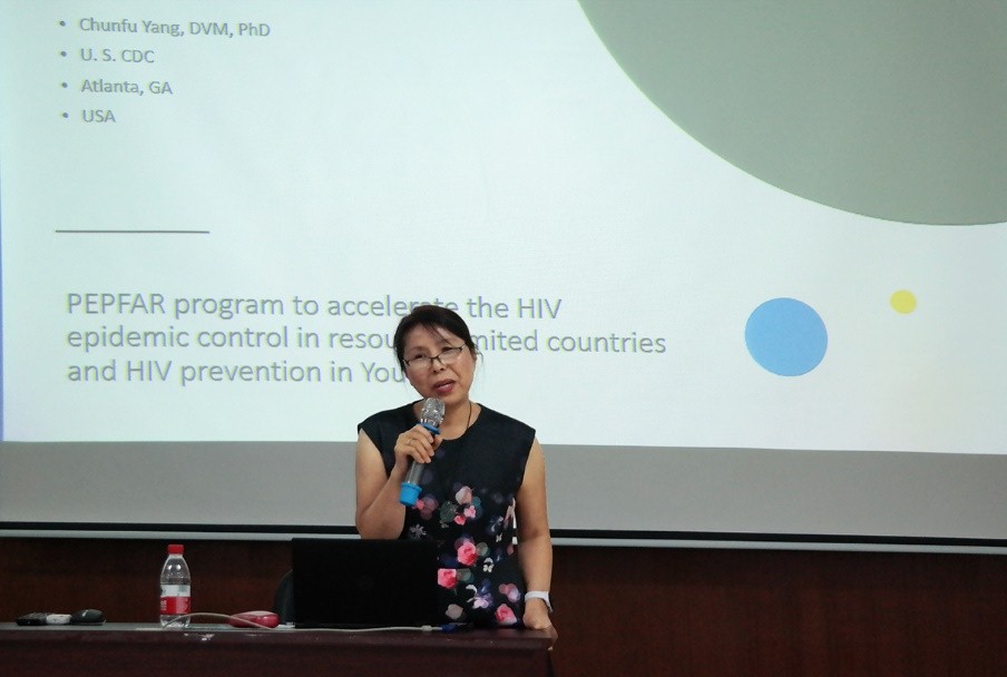 美国疾病预防控制中心杨春富研究员受邀来公司做学术报告