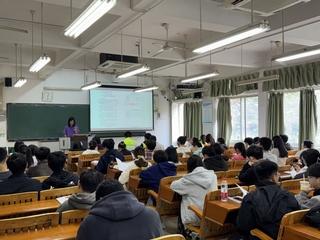 BETVLCTOR伟德官方网站召开2024-2025学年第一学期第三次团支书会议